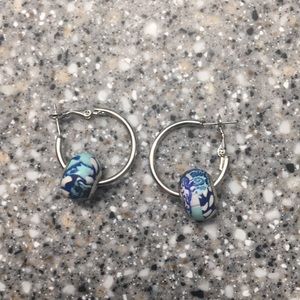 Viva Beads Hoop Earrings